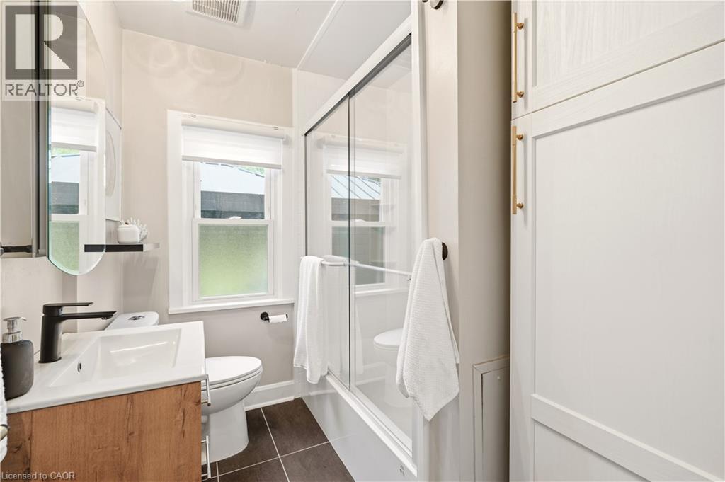 101 Irene Avenue, Stoney Creek, Ontario  L8G 2B1 - Photo 19 - 40835808