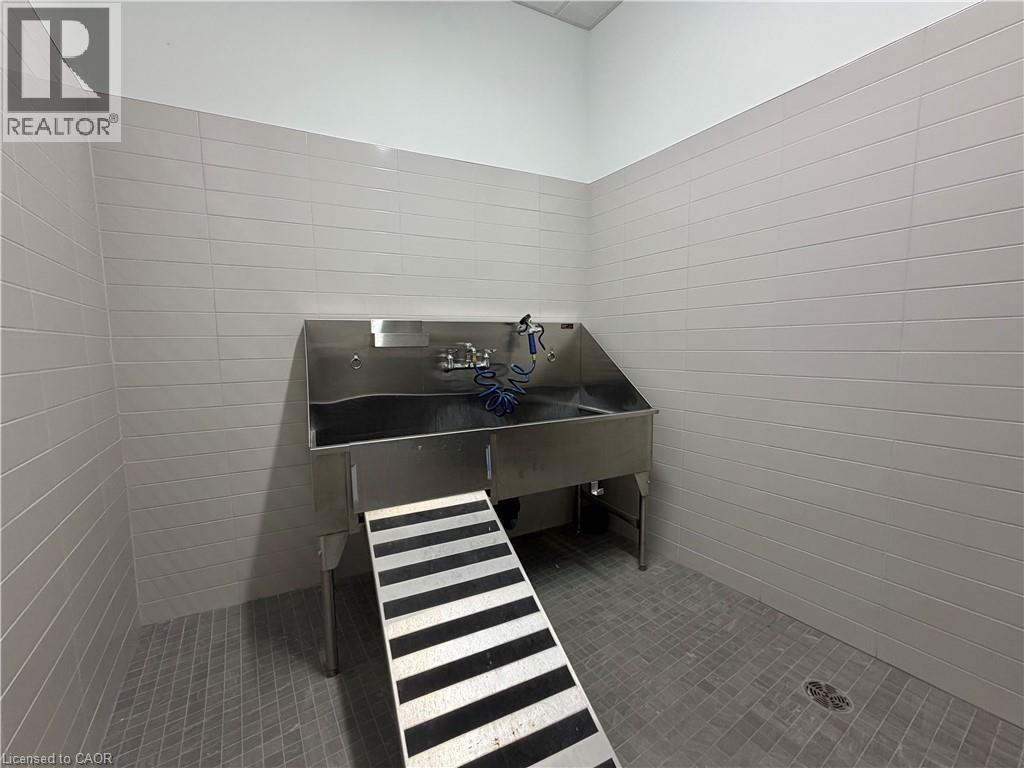1333 Weber Street E Unit# 106, Kitchener, Ontario  N2A 1C2 - Photo 29 - 40835039
