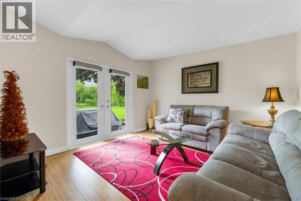 899 Niagara Parkway, Fort Erie, Ontario  L2A 5M4 - Photo 16 - 40835959