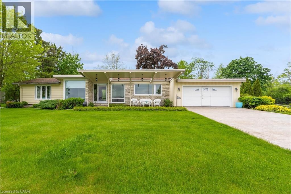 899 Niagara Parkway, Fort Erie, Ontario  L2A 5M4 - Photo 2 - 40835959