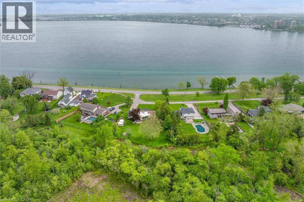 899 Niagara Parkway, Fort Erie, Ontario  L2A 5M4 - Photo 26 - 40835959