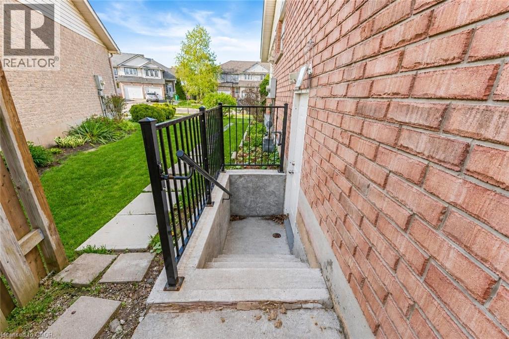15 Copper Leaf Street, Kitchener, Ontario  N2E 3T3 - Photo 27 - 40835829