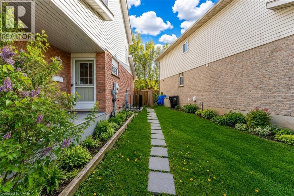 15 Copper Leaf Street, Kitchener, Ontario  N2E 3T3 - Photo 39 - 40835829
