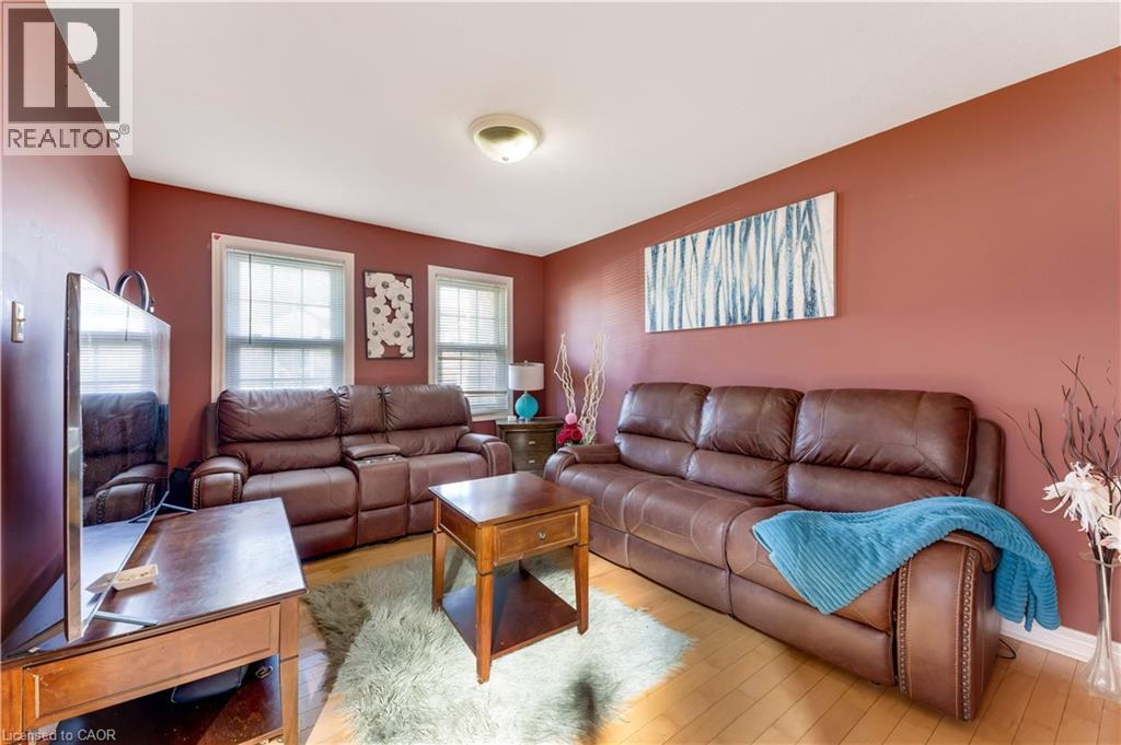 15 Copper Leaf Street, Kitchener, Ontario  N2E 3T3 - Photo 4 - 40835829