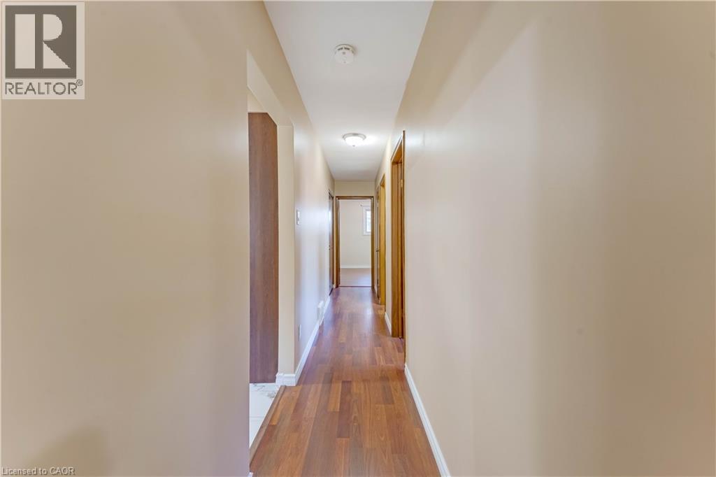 402 Lakeview Drive, Waterloo, Ontario  N2L 4Z6 - Photo 12 - 40835792