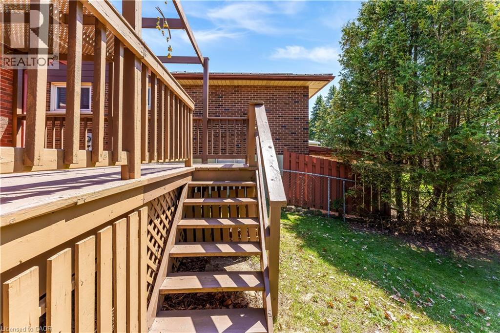 402 Lakeview Drive, Waterloo, Ontario  N2L 4Z6 - Photo 37 - 40835792