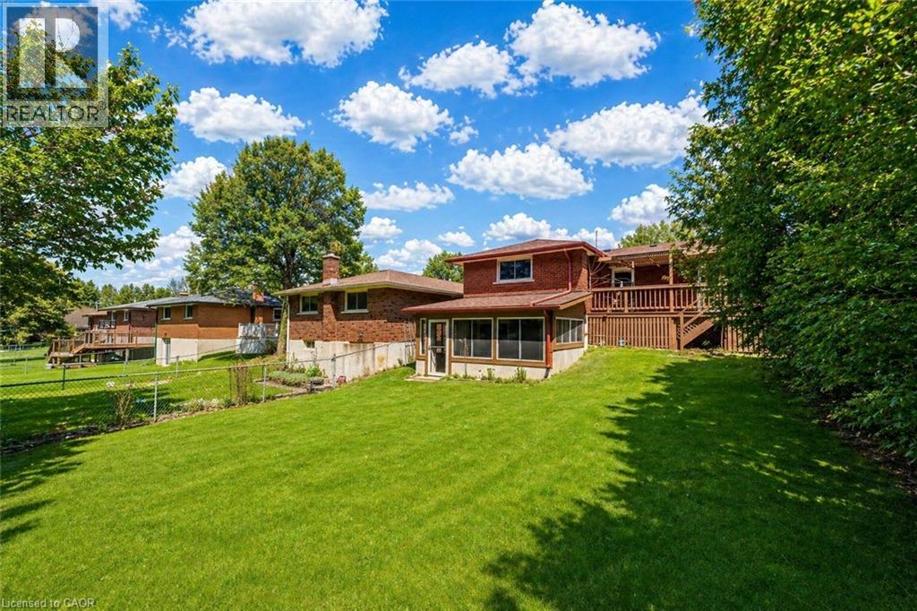 402 Lakeview Drive, Waterloo, Ontario  N2L 4Z6 - Photo 41 - 40835792