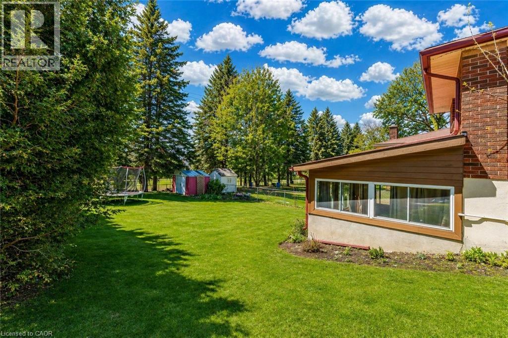 402 Lakeview Drive, Waterloo, Ontario  N2L 4Z6 - Photo 43 - 40835792