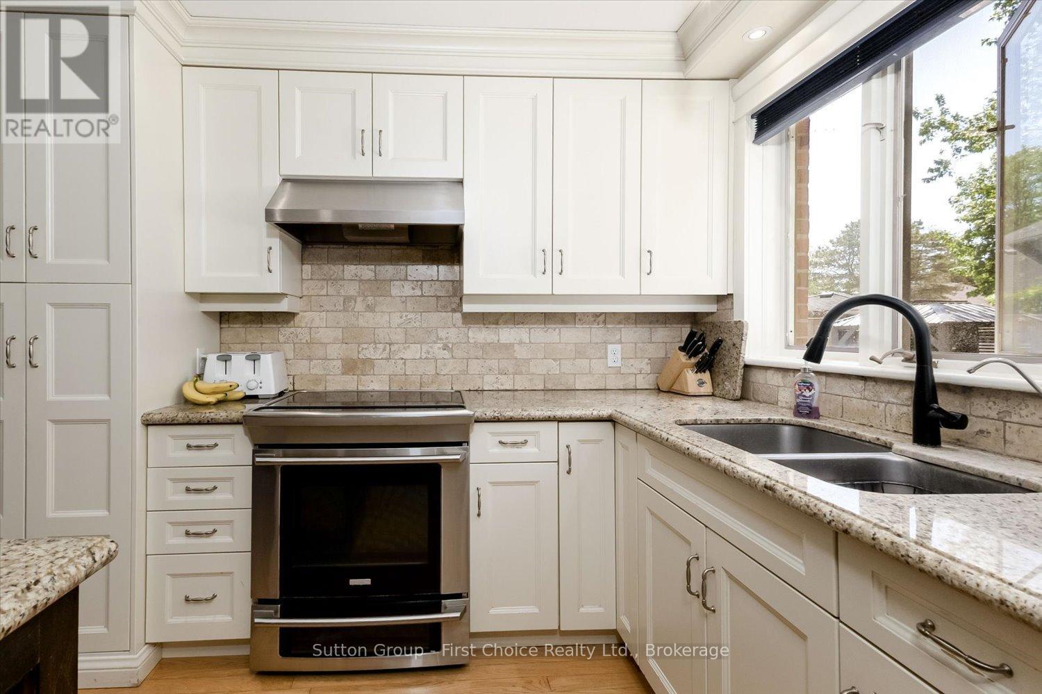 409 Mornington Street, Stratford, Ontario  N5A 5G7 - Photo 11 - X13235890