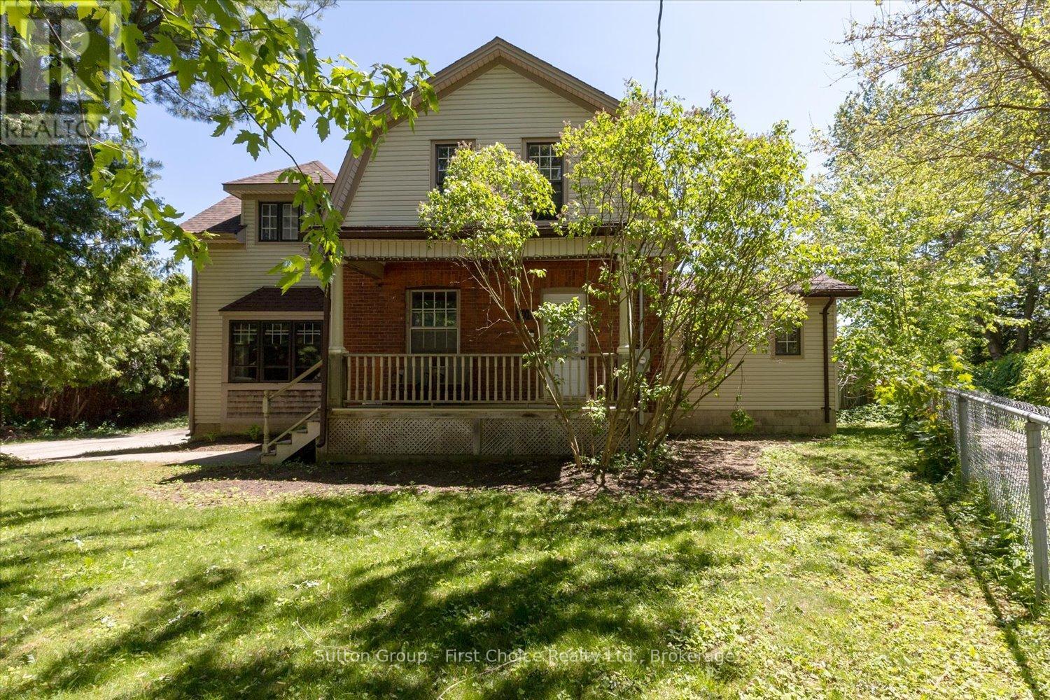 409 Mornington Street, Stratford, Ontario  N5A 5G7 - Photo 2 - X13235890