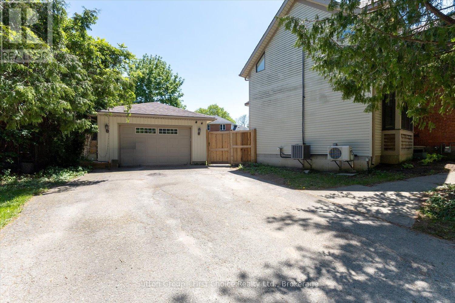 409 Mornington Street, Stratford, Ontario  N5A 5G7 - Photo 3 - X13235890