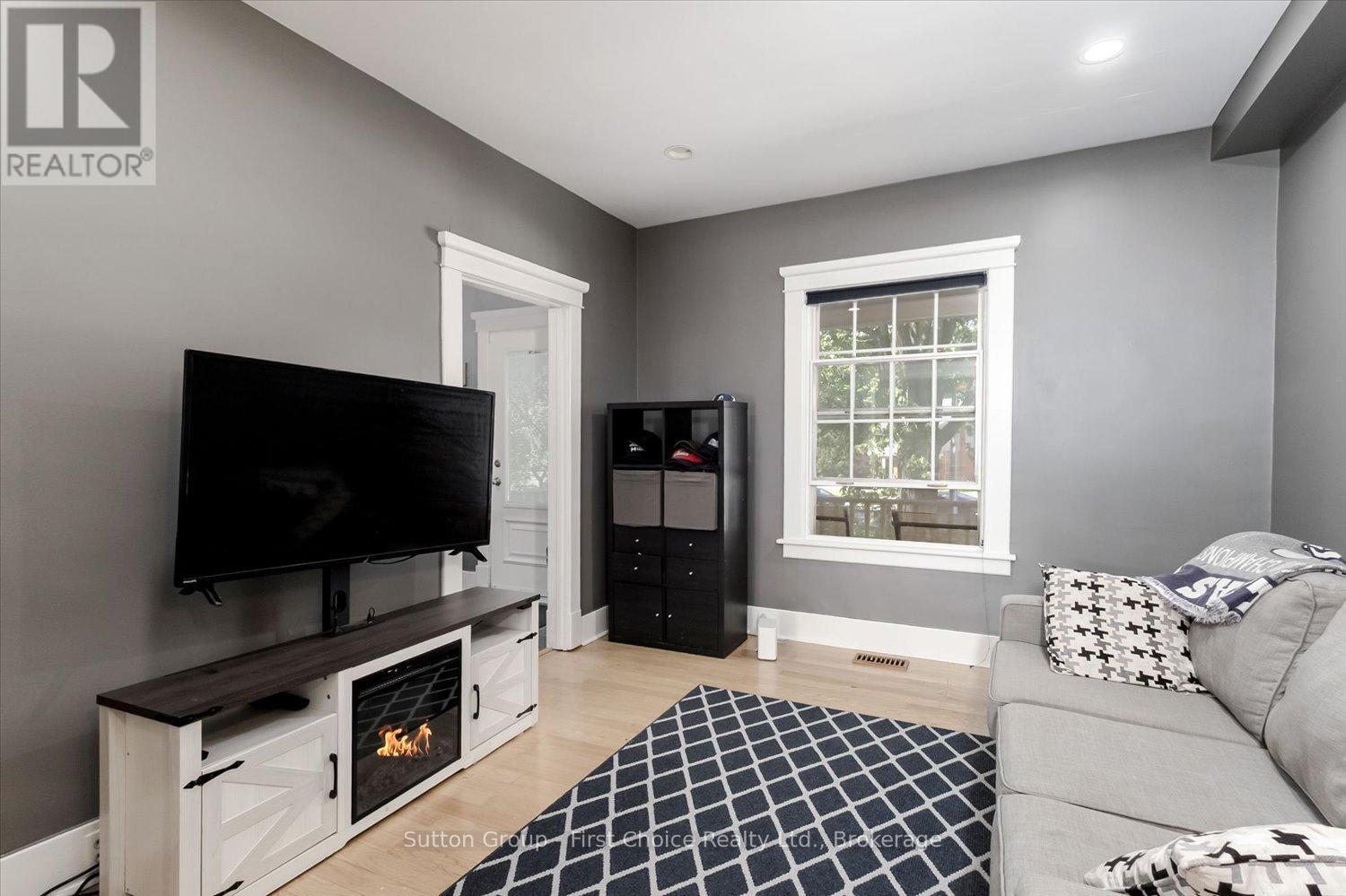 409 Mornington Street, Stratford, Ontario  N5A 5G7 - Photo 8 - X13235890
