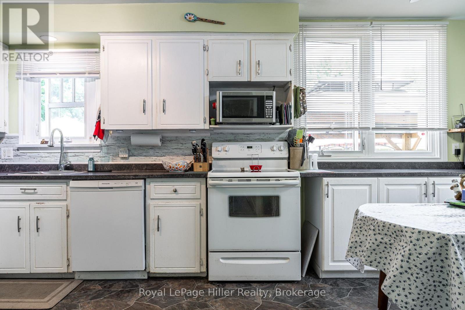 272 John Street N, Stratford, Ontario  N5A 6M1 - Photo 16 - X13235964