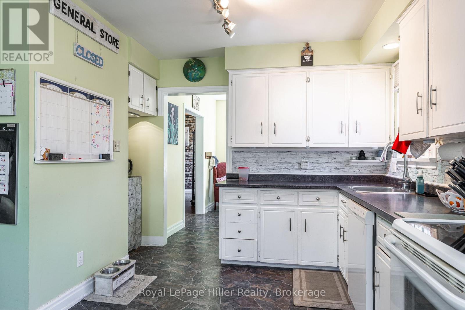 272 John Street N, Stratford, Ontario  N5A 6M1 - Photo 19 - X13235964