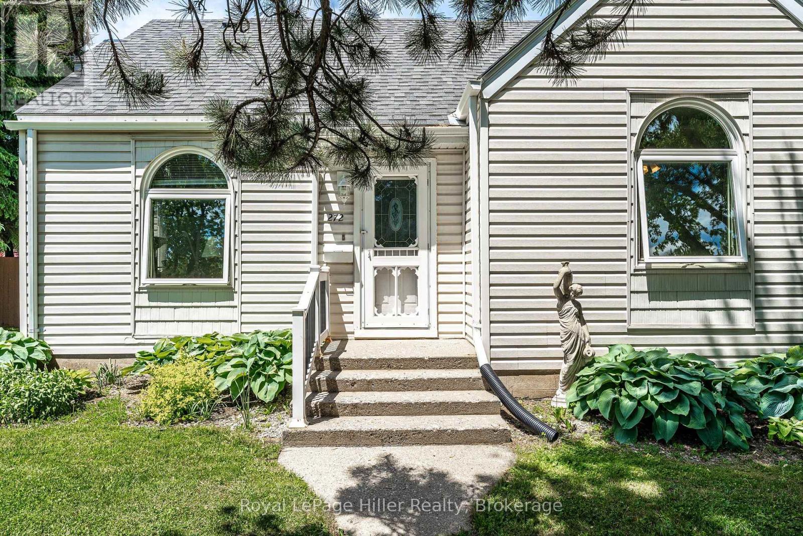 272 John Street N, Stratford, Ontario  N5A 6M1 - Photo 3 - X13235964