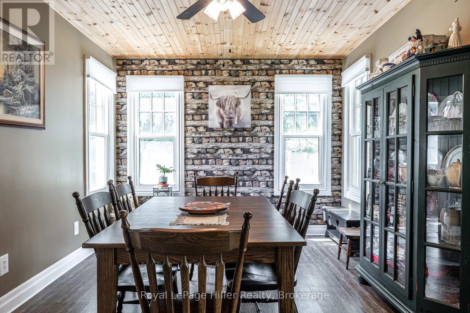 272 John Street N, Stratford, Ontario  N5A 6M1 - Photo 8 - X13235964