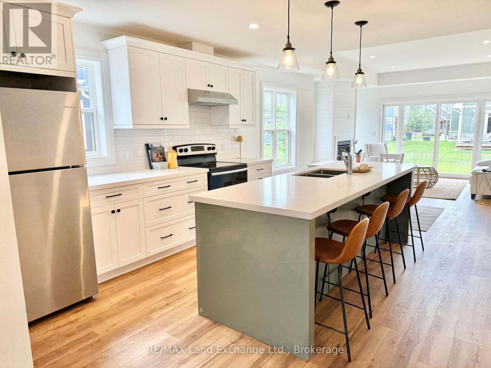 102 Eagle Court, Saugeen Shores, Ontario  N0H 2C3 - Photo 6 - X13236106