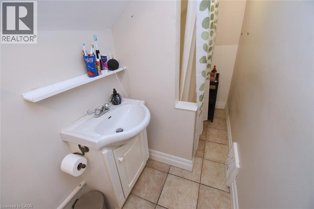 12 Wood Street W, Hamilton, Ontario  L8L 1E9 - Photo 11 - 40836321