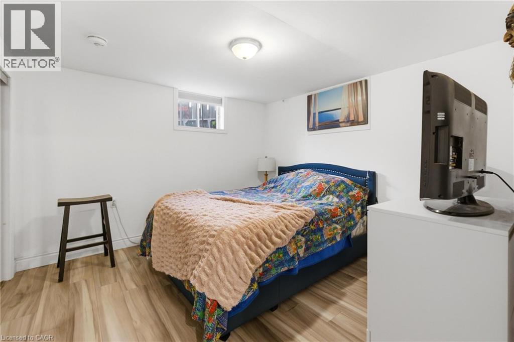 82 Cumming Court, Ancaster, Ontario  L9G 1V3 - Photo 28 - 40836492