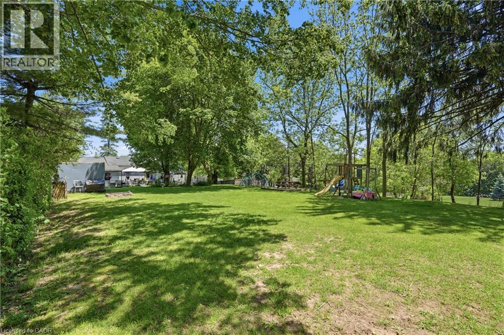 925 Highway 6 N, Flamborough, Ontario  L8N 2Z7 - Photo 17 - 40836445