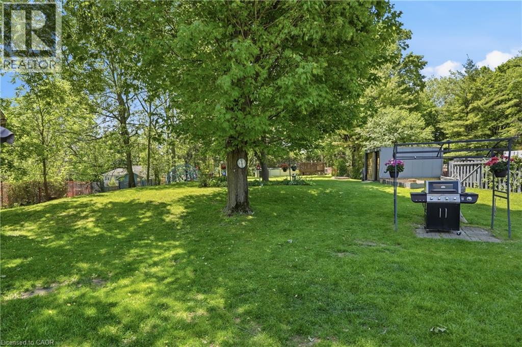 925 Highway 6 N, Flamborough, Ontario  L8N 2Z7 - Photo 18 - 40836445