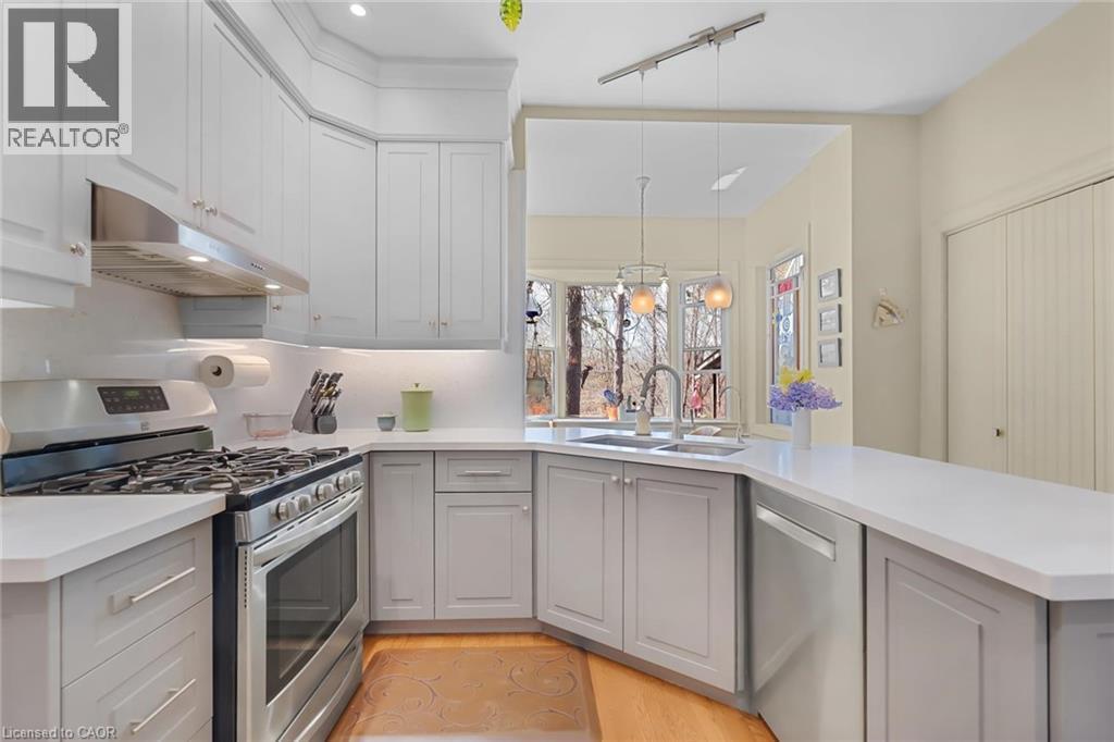 311 Brock Road, Hamilton, Ontario  L9H 5H4 - Photo 17 - 40836392