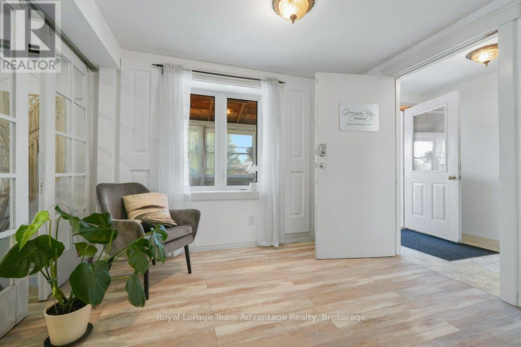 17 Joseph Street, Parry Sound, Ontario  P2A 2G3 - Photo 12 - X13237102