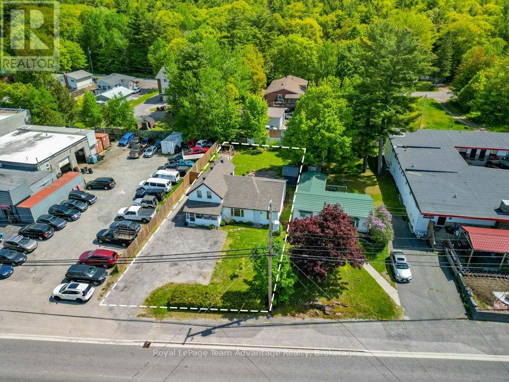 17 Joseph Street, Parry Sound, Ontario  P2A 2G3 - Photo 2 - X13237102