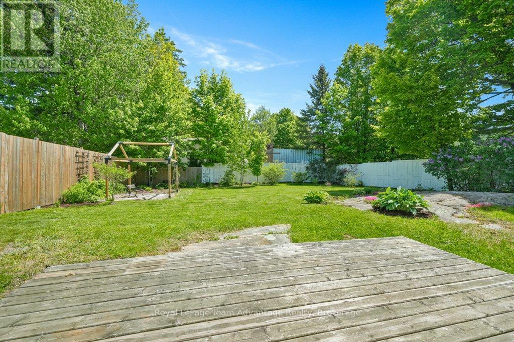 17 Joseph Street, Parry Sound, Ontario  P2A 2G3 - Photo 9 - X13237102