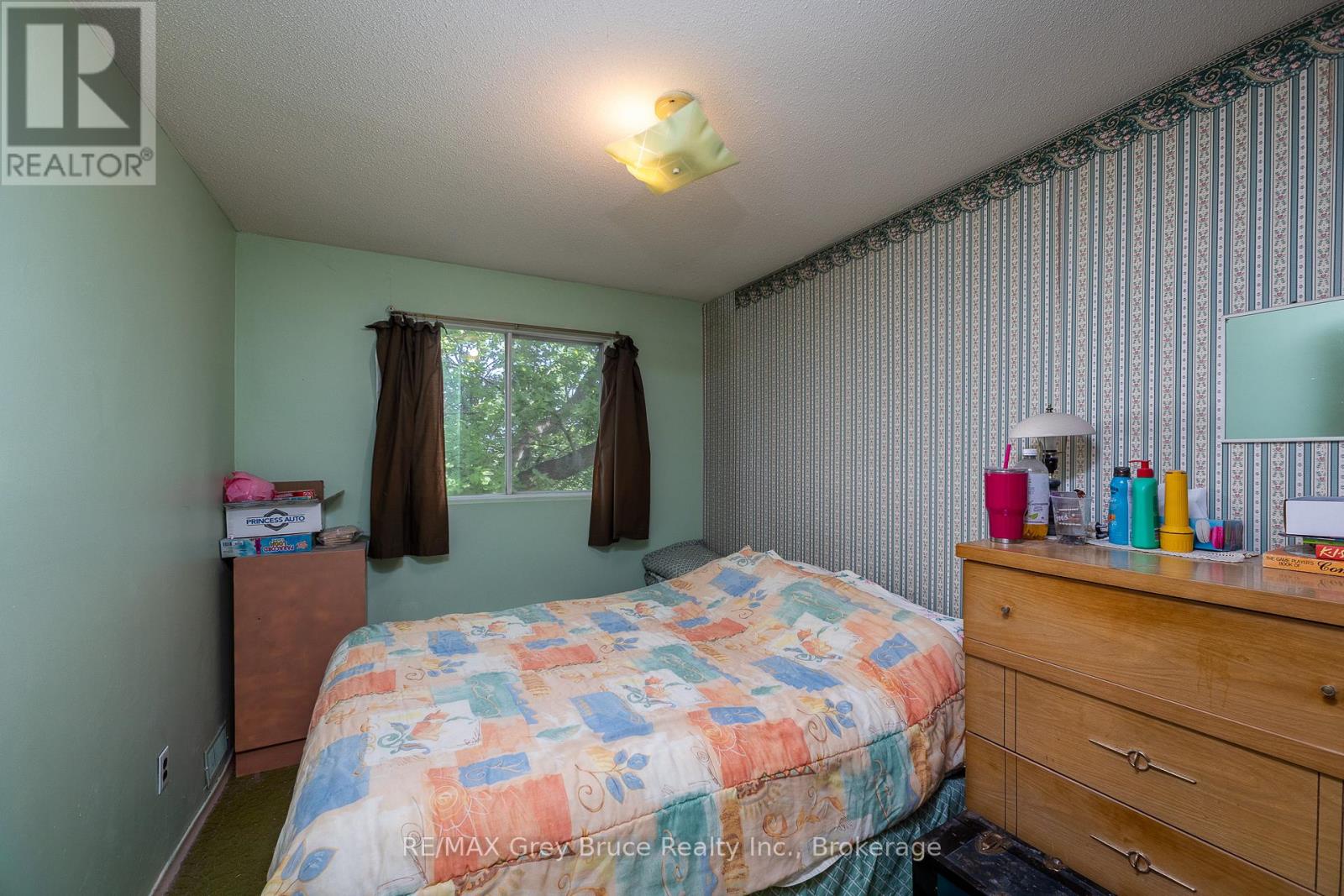 1068 11th Street E, Owen Sound, Ontario  N4K 5V6 - Photo 11 - X13237214