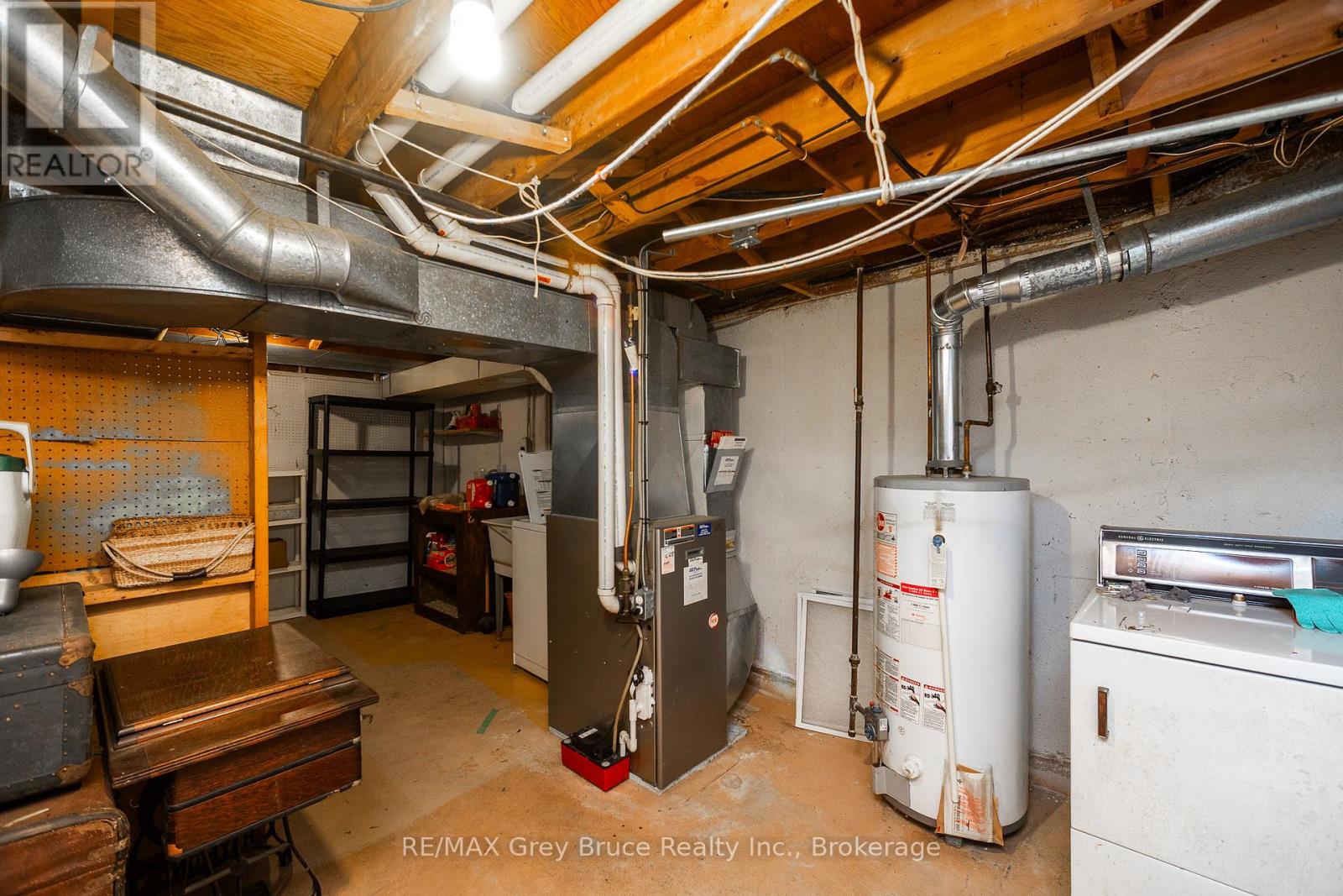 1068 11th Street E, Owen Sound, Ontario  N4K 5V6 - Photo 19 - X13237214
