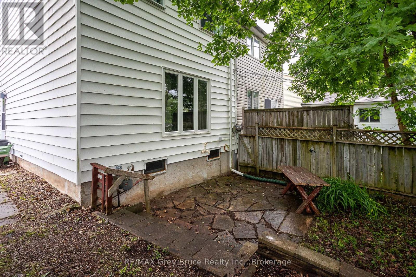 1068 11th Street E, Owen Sound, Ontario  N4K 5V6 - Photo 31 - X13237214