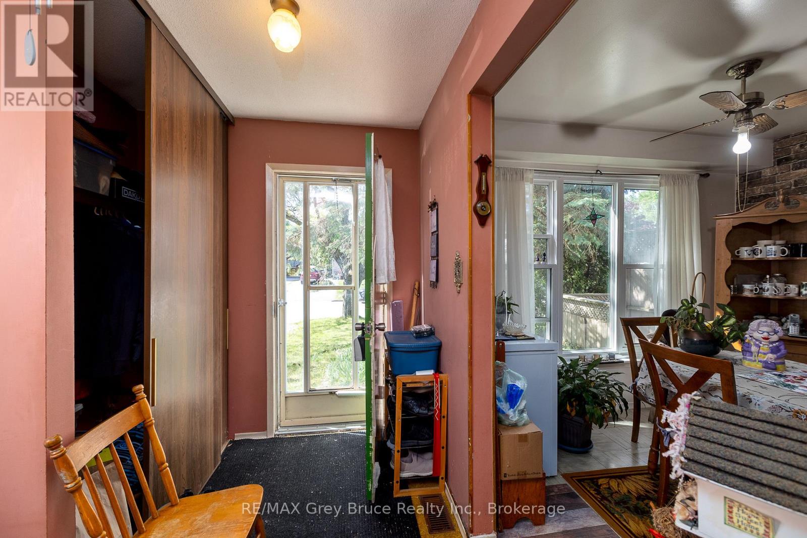 1068 11th Street E, Owen Sound, Ontario  N4K 5V6 - Photo 4 - X13237214