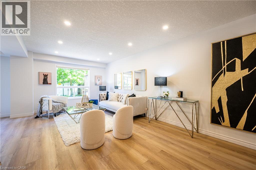610 South Haven Drive, Waterloo, Ontario  N2K 4M2 - Photo 9 - 40830528