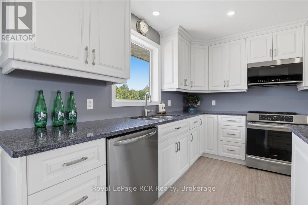 6442 Given Road, Minto, Ontario  N0G 1M0 - Photo 15 - X13237424