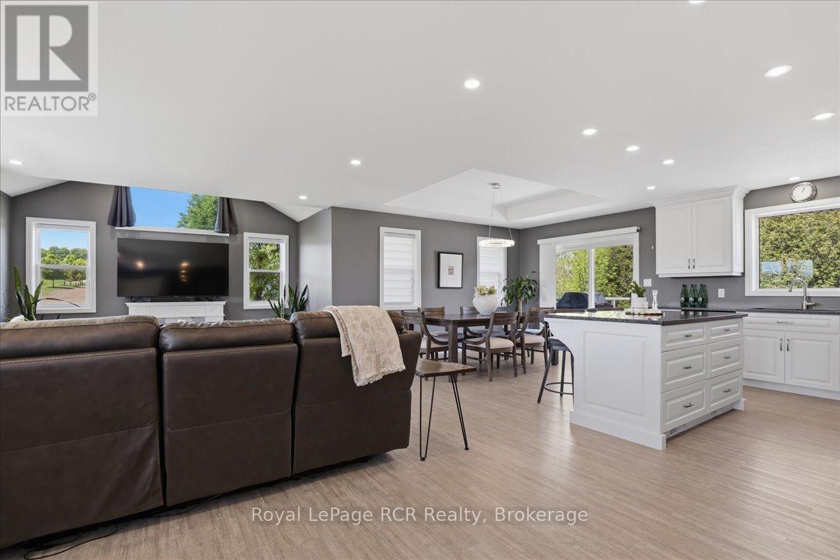 6442 Given Road, Minto, Ontario  N0G 1M0 - Photo 7 - X13237424