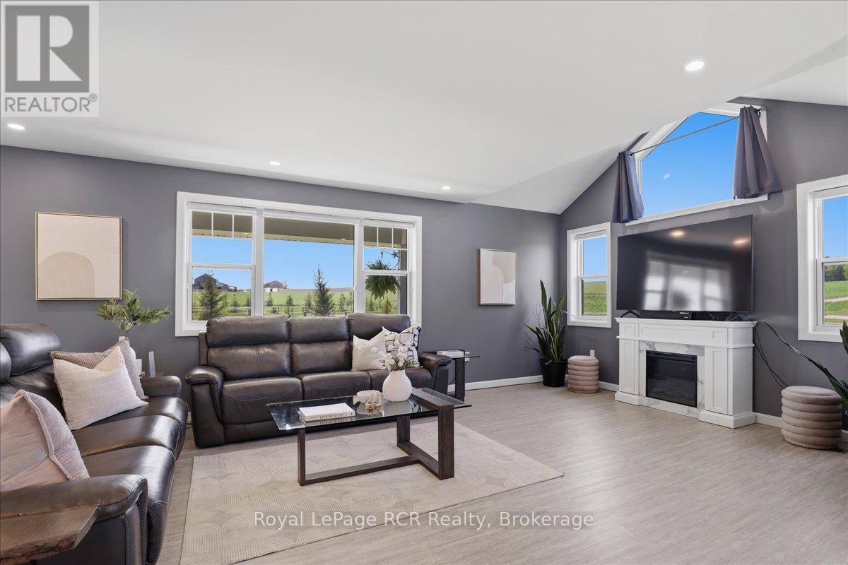 6442 Given Road, Minto, Ontario  N0G 1M0 - Photo 8 - X13237424