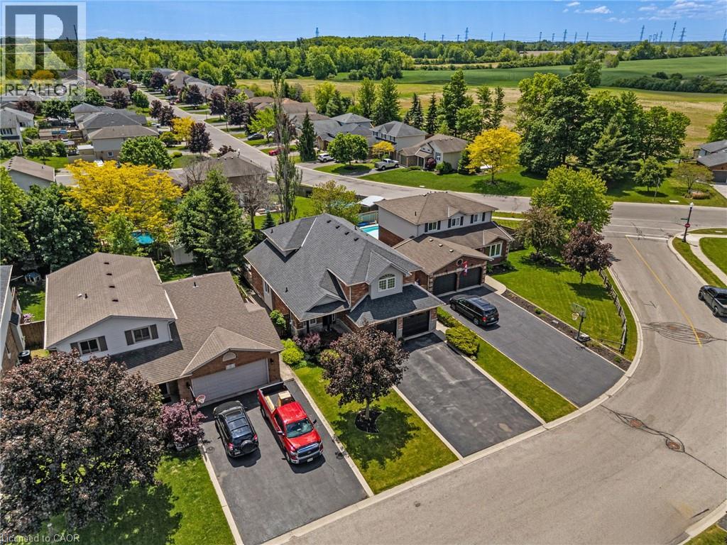 6 Scottswood Lane, Caledonia, Ontario  N3W 2L6 - Photo 3 - 40832800
