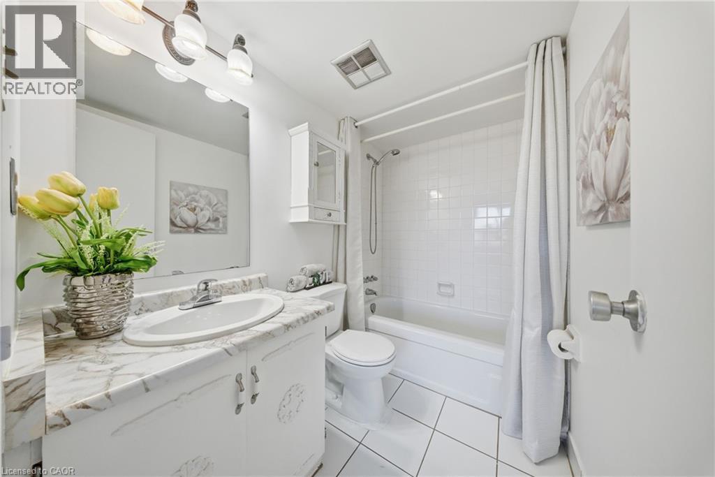 2055 Upper Middle Road Unit# 602, Burlington, Ontario  L7P 3P4 - Photo 12 - 40836594