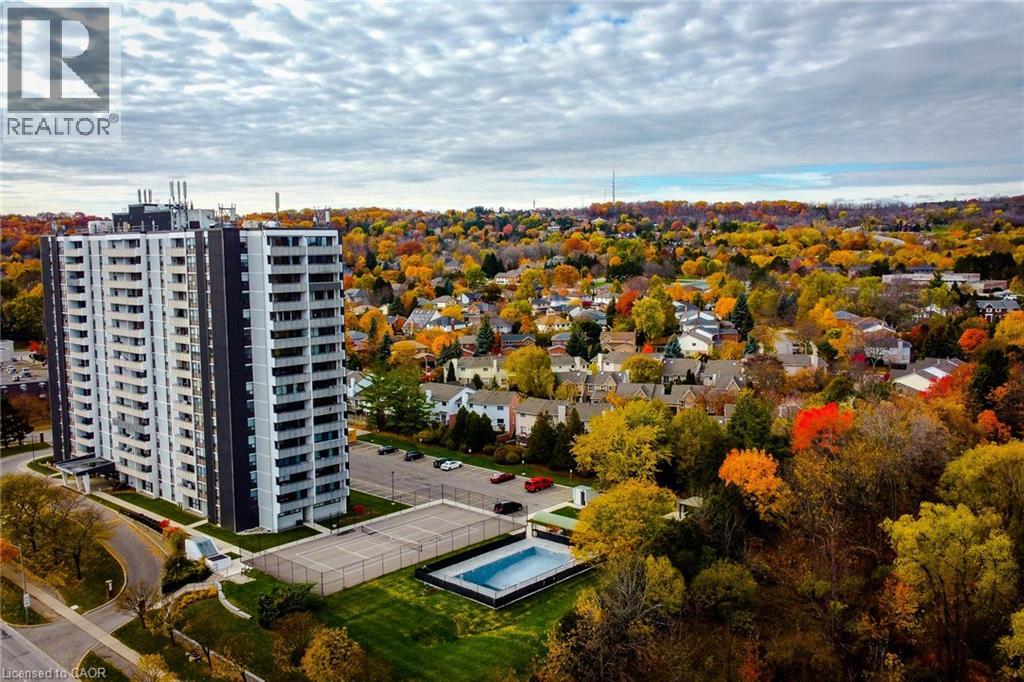 2055 Upper Middle Road Unit# 602, Burlington, Ontario  L7P 3P4 - Photo 2 - 40836594