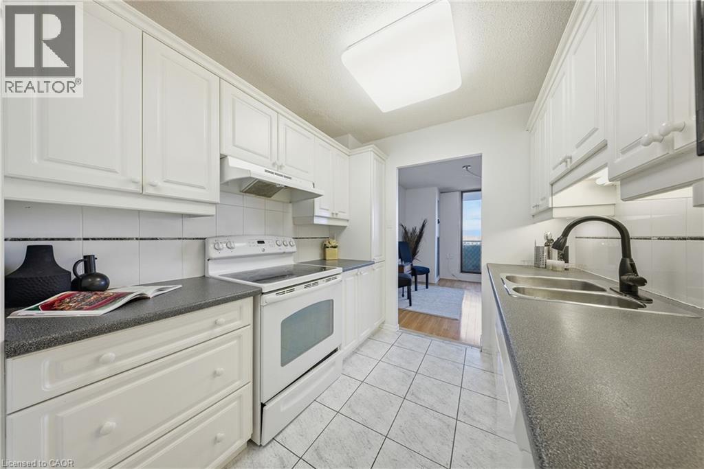 2055 Upper Middle Road Unit# 602, Burlington, Ontario  L7P 3P4 - Photo 9 - 40836594