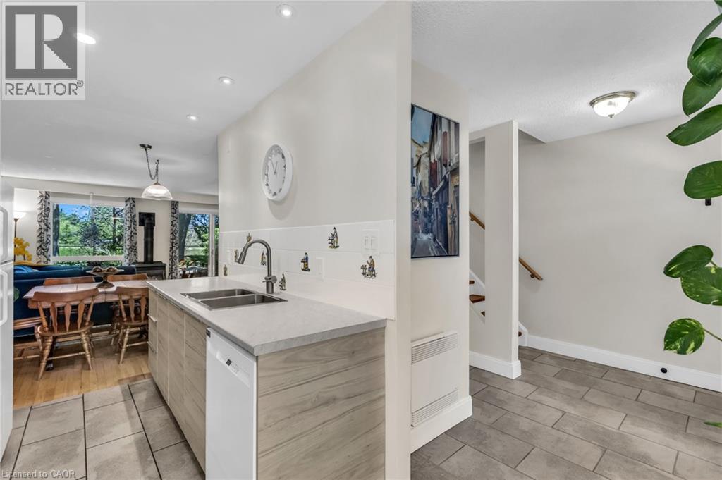 49 Rhonda Road Unit# 70, Guelph, Ontario  N1H 7A4 - Photo 19 - 40836628