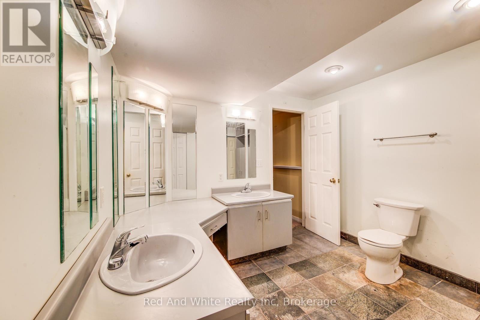 13 Gateview Drive, Waterloo, Ontario  N2T 1A3 - Photo 31 - X13237998