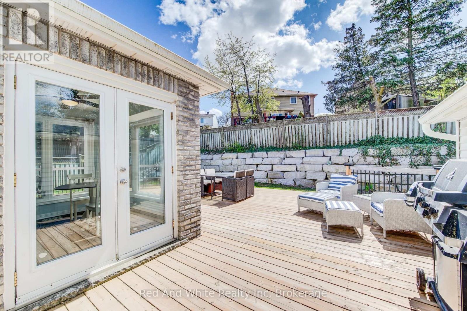 13 Gateview Drive, Waterloo, Ontario  N2T 1A3 - Photo 33 - X13237998