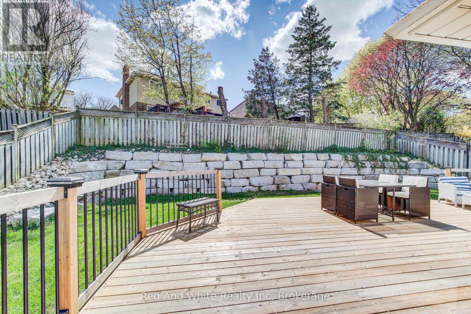 13 Gateview Drive, Waterloo, Ontario  N2T 1A3 - Photo 35 - X13237998