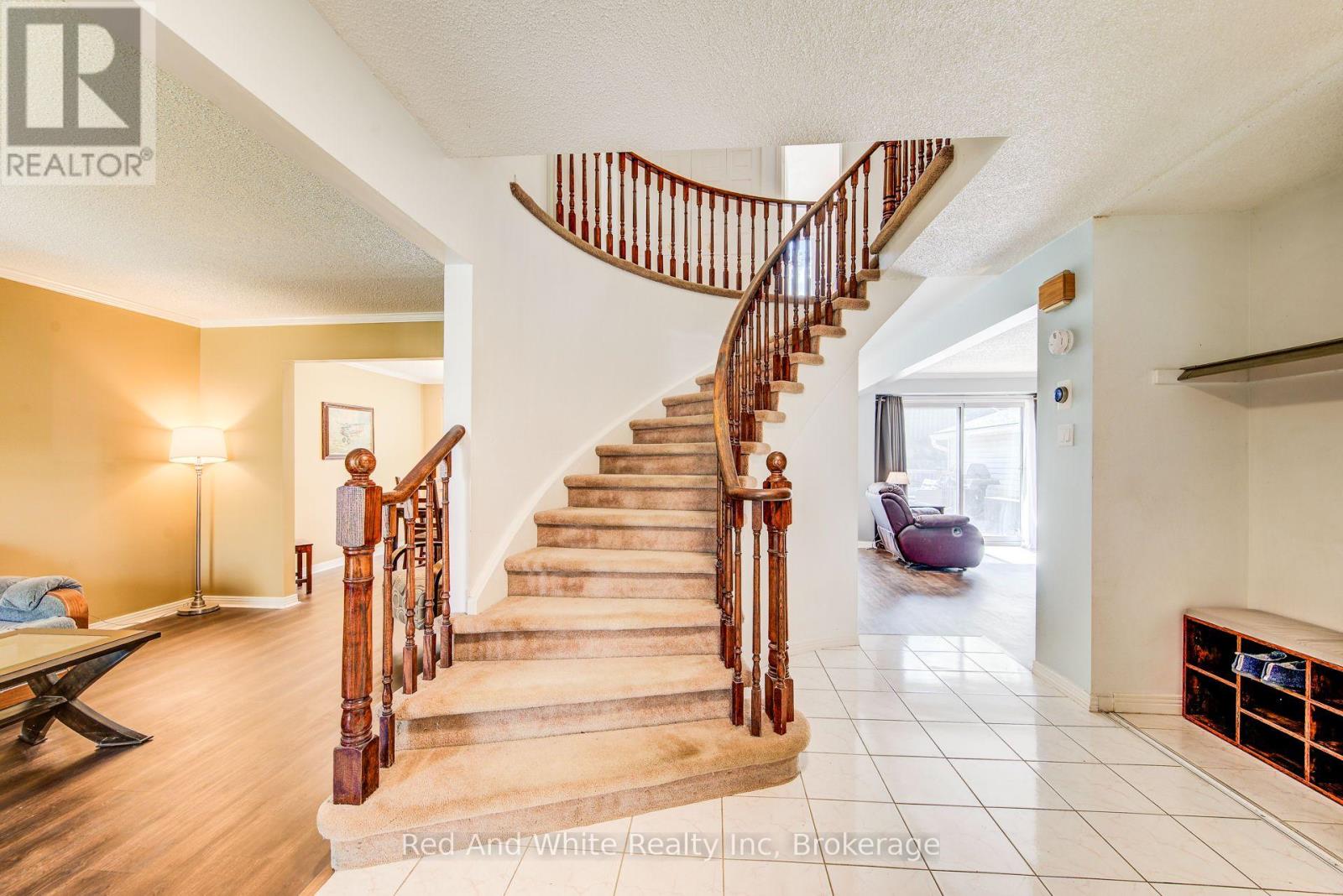 13 Gateview Drive, Waterloo, Ontario  N2T 1A3 - Photo 4 - X13237998