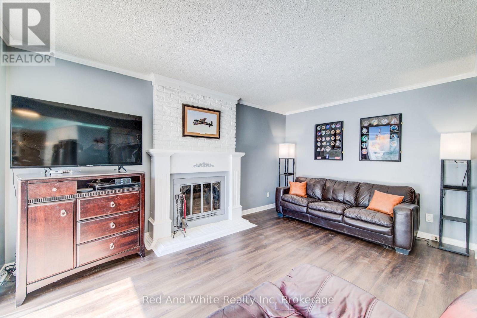 13 Gateview Drive, Waterloo, Ontario  N2T 1A3 - Photo 9 - X13237998