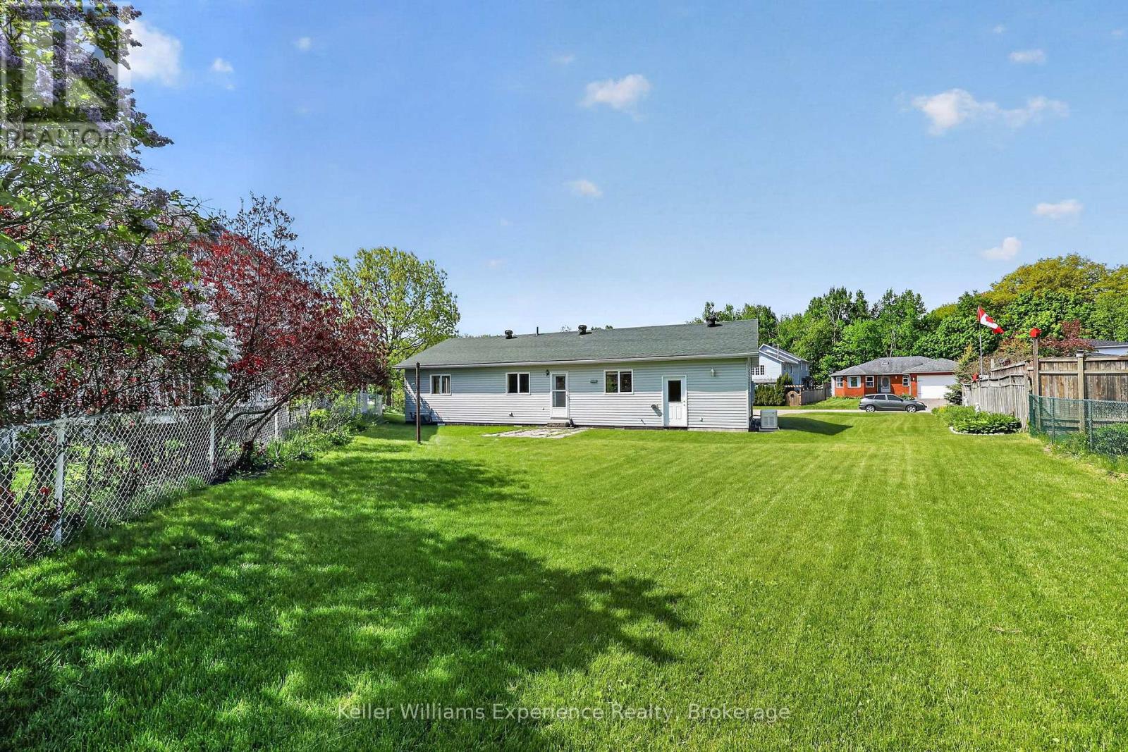5 Bridle Road, Penetanguishene, Ontario  L9M 1J5 - Photo 20 - S13238062