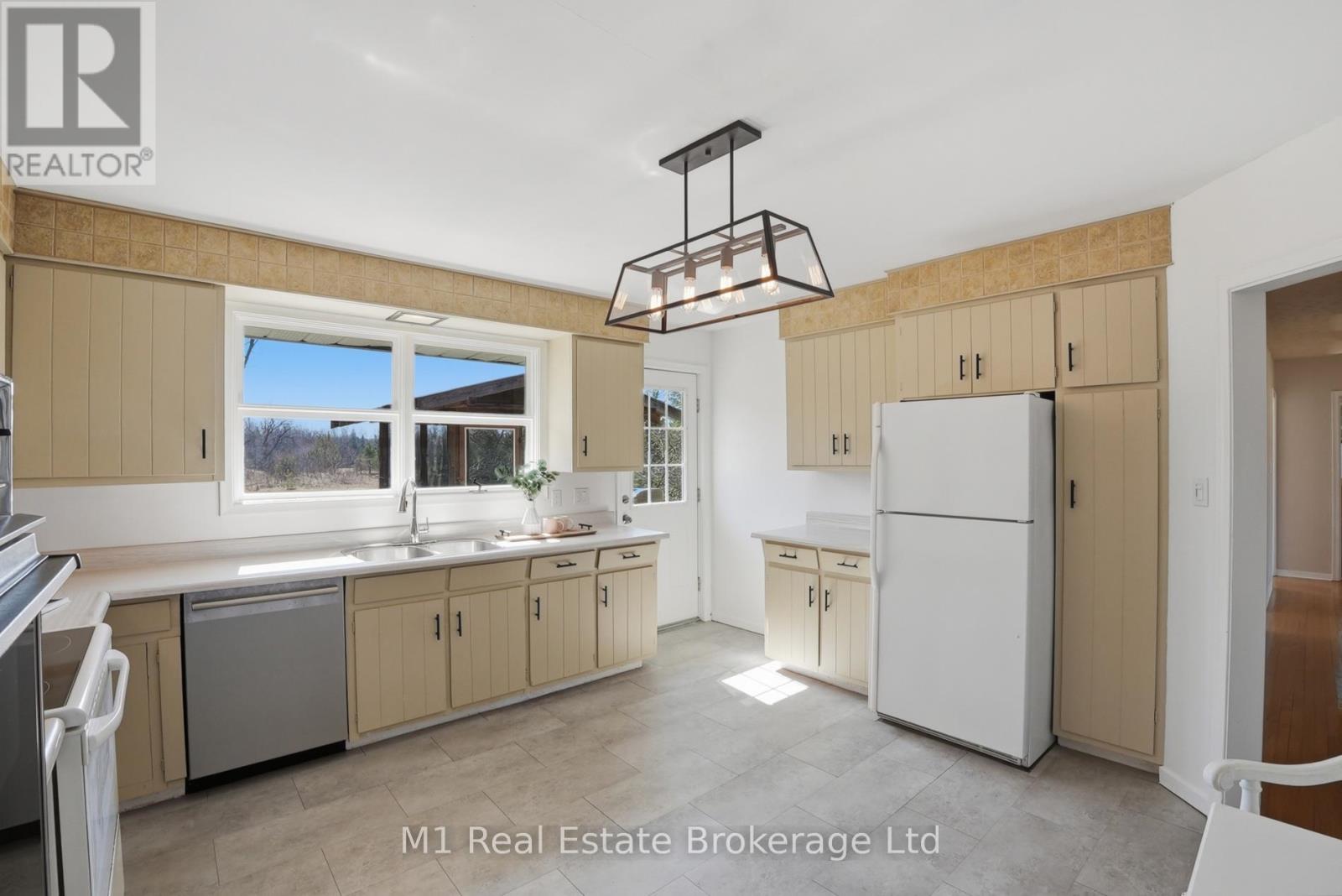 9467 Wellington Rd 124, Erin, Ontario  N0B 1T0 - Photo 13 - X13238052