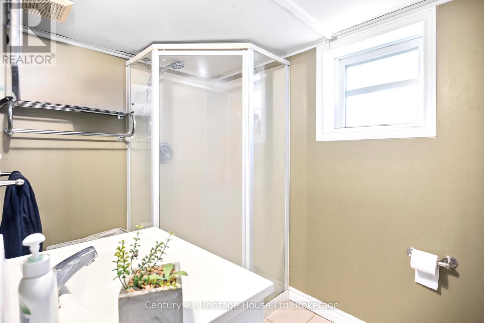 31 Wethered Street, London East, Ontario  N5Y 1G8 - Photo 23 - X13238092